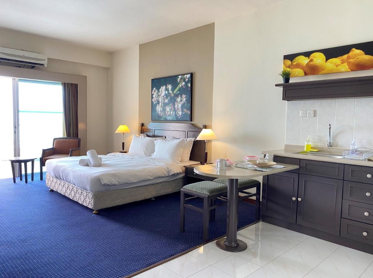 Apartament Sea View Paradise Tanjung Bungah  Zewnętrze zdjęcie